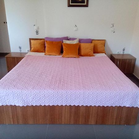 Hotel Yard House Trpejca Ohrid Camera foto