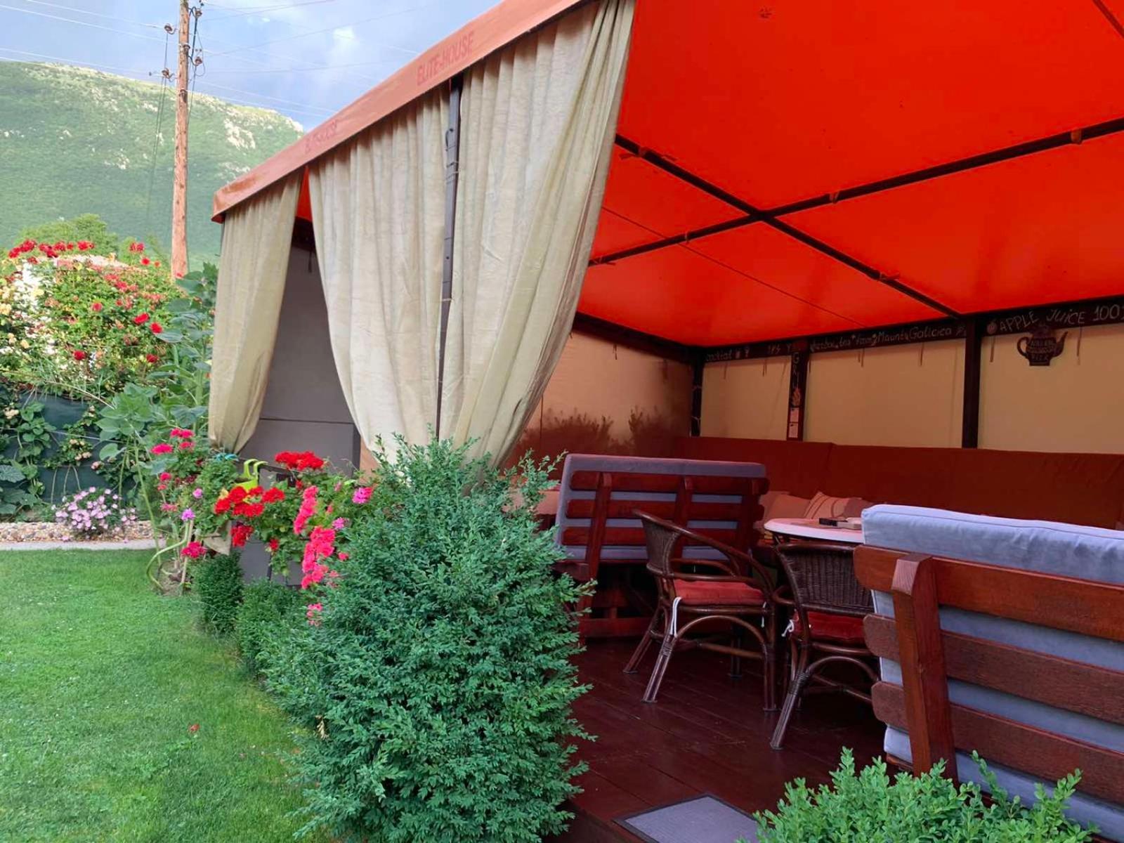 Hotel Yard House Trpejca Ohrid Esterno foto