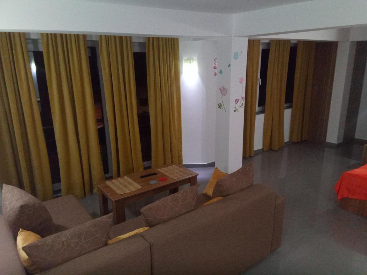 Hotel Yard House Trpejca Ohrid Esterno foto