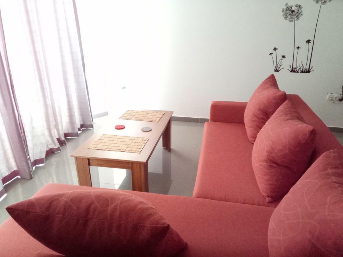 Hotel Yard House Trpejca Ohrid Esterno foto