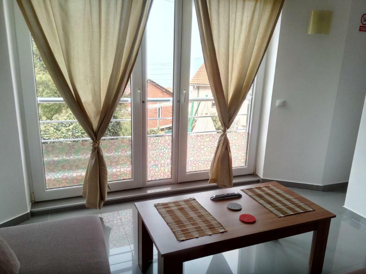 Hotel Yard House Trpejca Ohrid Esterno foto