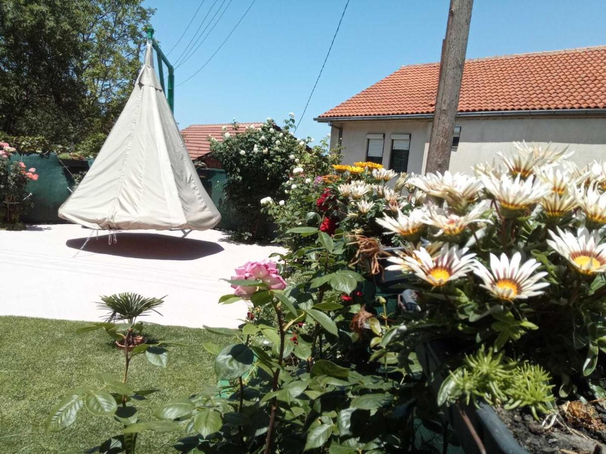 Hotel Yard House Trpejca Ohrid Esterno foto